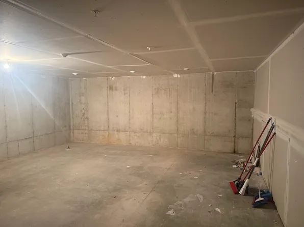 4511 Twain Cir #1, Ames, IA 50014