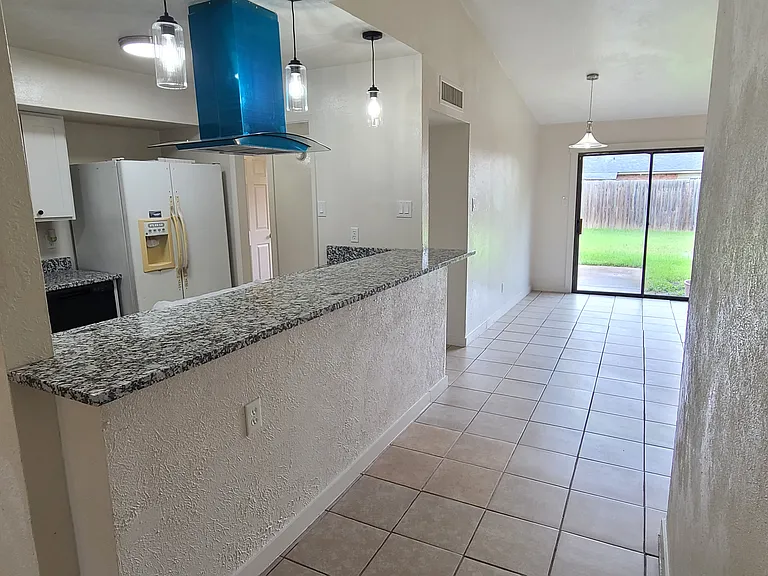 6705 Greenfield Dr — Photo 1