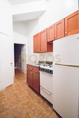 Rented by City Connections Realty | media 27