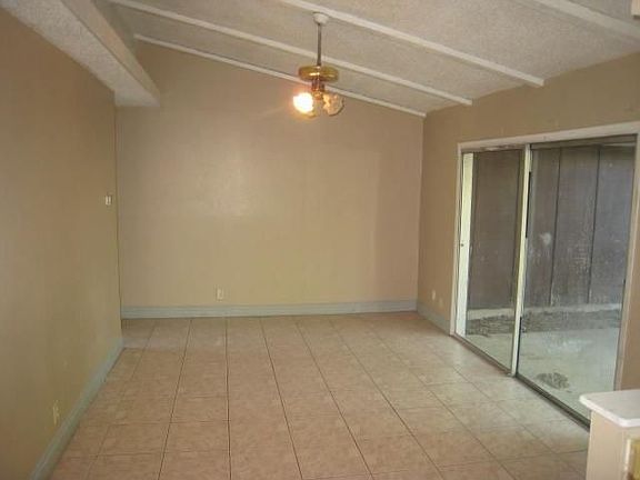 5th image of 1109 Northcape Dr