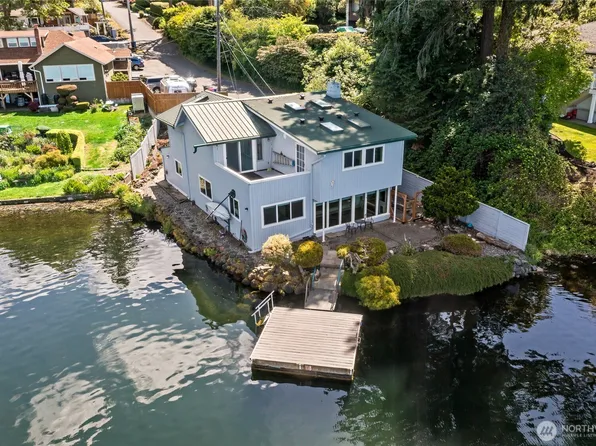 6727 Lake Avenue SW, Lakewood, WA 98499