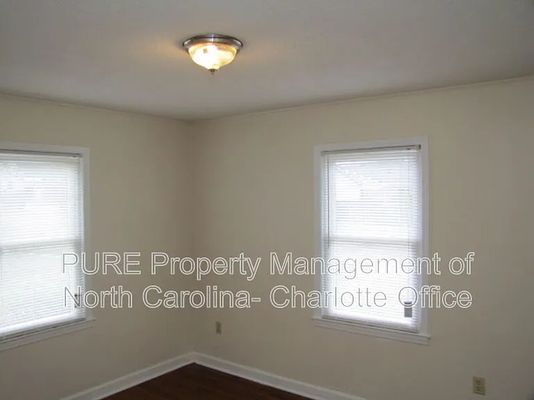 680 Tulsa Ct NW — Photo 4