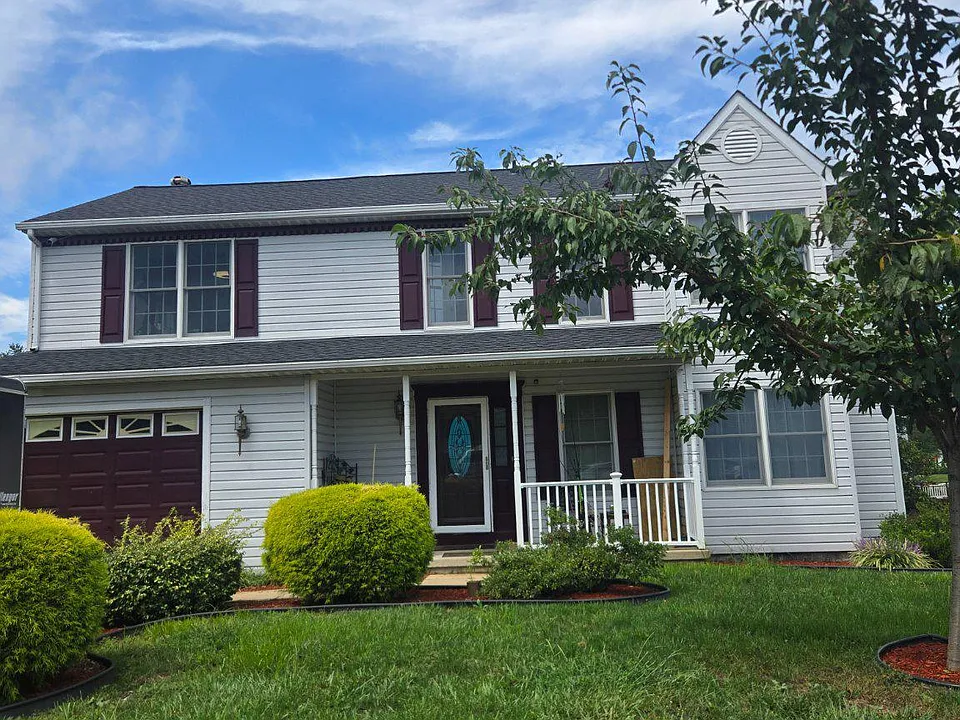 326 Hunters Run Dr