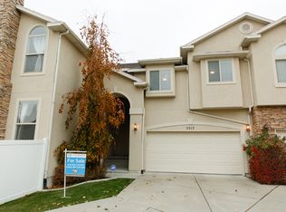 5513 S Shady Maple Cv, Salt Lake City, UT 84121