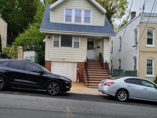 294 Glen Ave, Staten Island, NY 10301