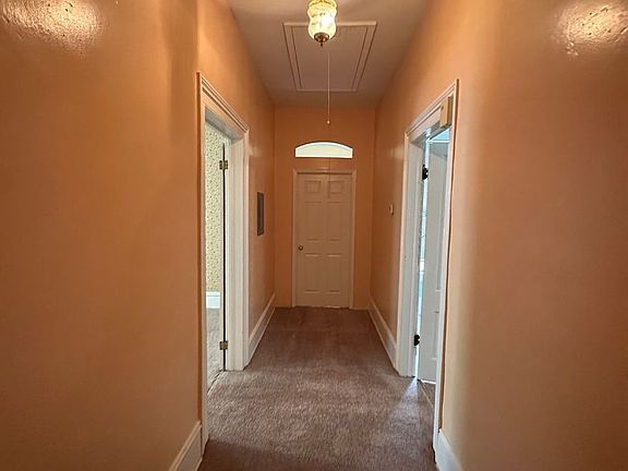4th image of 743 Orange St APT 4