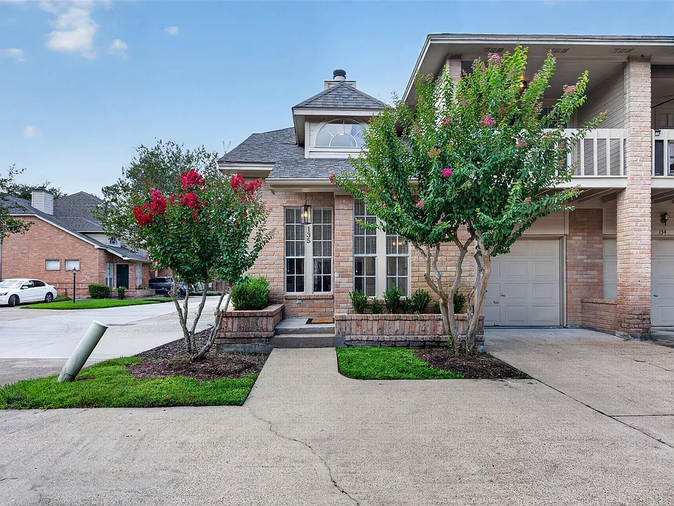 5515 Strack Rd #135