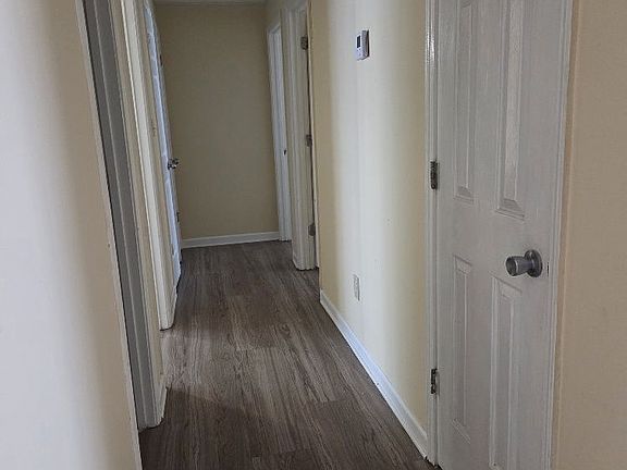 4th image of 2120 Fieldstone View Ct SE