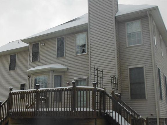 2nd image of 315 Knollwood Trl