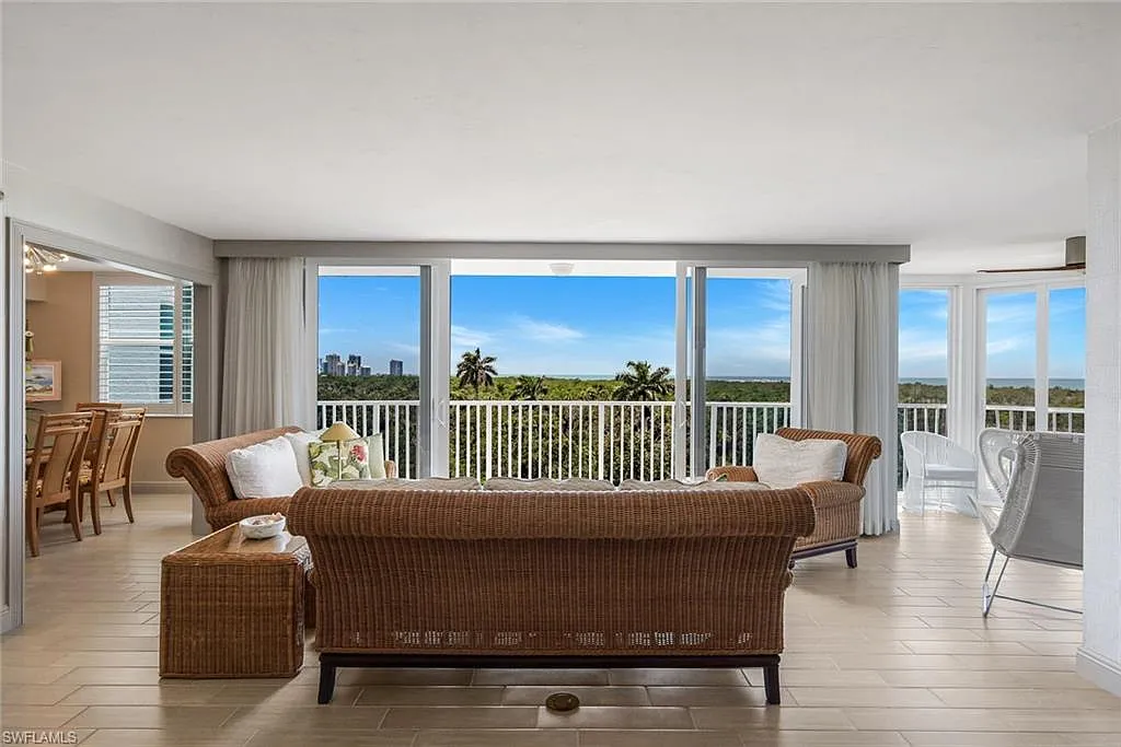 2 bed, 2.0 bath, 1456 sqft, $6,000 — Photo 3