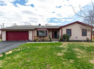 346 River Rd N, Wappingers Falls, NY 12590