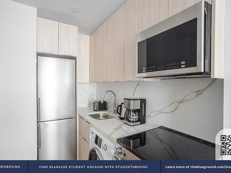 161 Prince St #8 — Photo 6