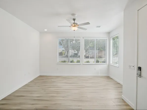 T20 Lofts