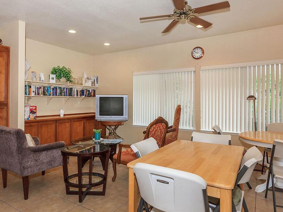 1952 W Steele Ln Santa Rosa CA 95403 Apartment Rentals Santa Rosa, CA