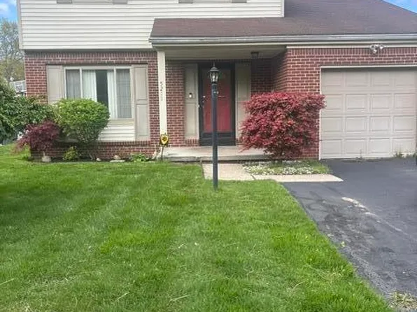 5211 Calyx Ln, Toledo, OH 43623
