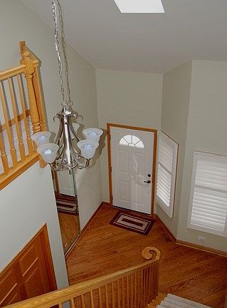 3rd image of 620 Charlemagne Cir