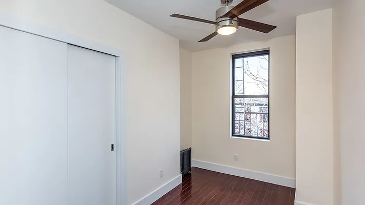 Rented by Nooklyn NYC LLC | media 34