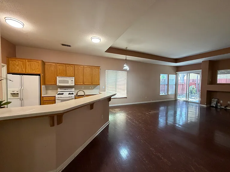 4309 Dalehurst Ln — Photo 8