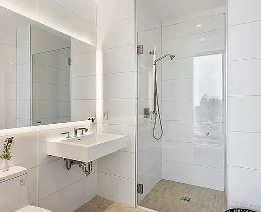 3rd image of 545 Vanderbilt Ave APT 14G