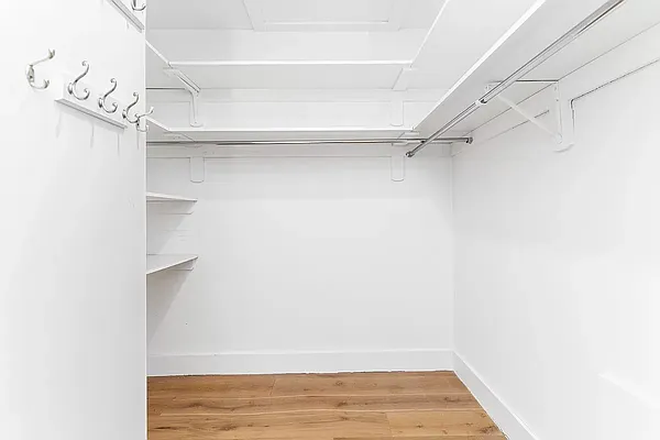 Rented by REAL New York | media 30