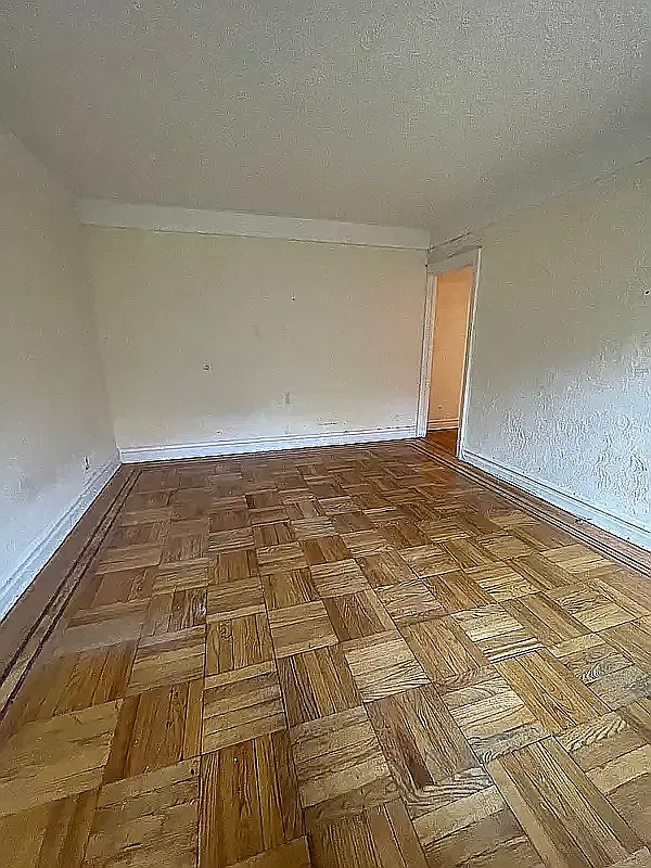 8514 7th Avenue — Photo 2