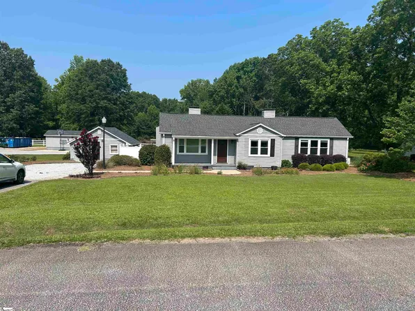 411 Old Colony Rd, Clinton, SC 29325