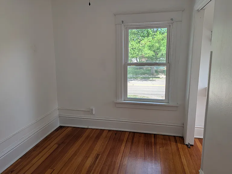 1851 E State St — Photo 16