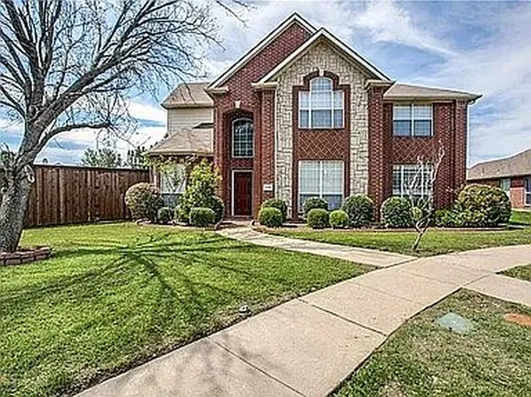 2210 Sunridge Dr, Garland, TX 75042