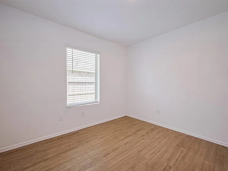 9603 Fulvetta Briar Ct — Photo 29