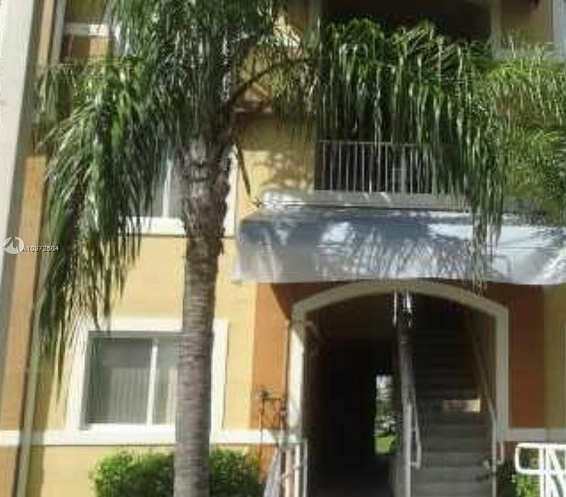 1st image of 21150 SW 87th Ave APT 304