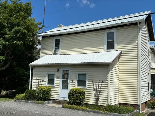 4660 Unity Line Rd, New Waterford, OH 44445