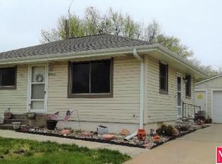5017 Holdrege St, Lincoln, NE 68504