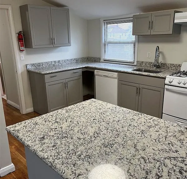 2 Clifton Ave #2 — Photo 1