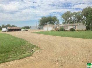 32445 480th Ave, Elk Point, SD 57025