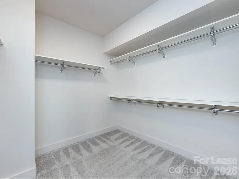 1207 E 36th St #3 — Photo 28