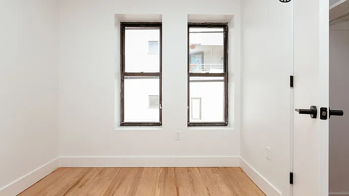 Rented by Nooklyn NYC LLC | media 85