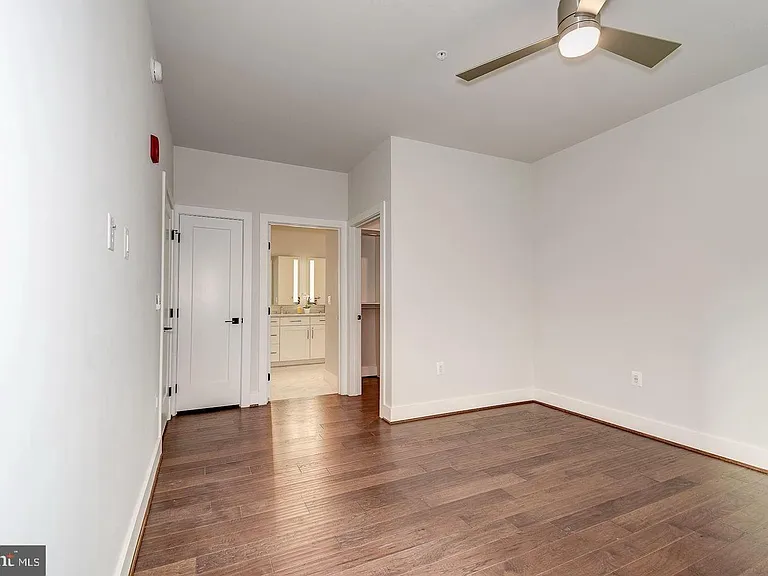 1411 Key Blvd #406 — Photo 20