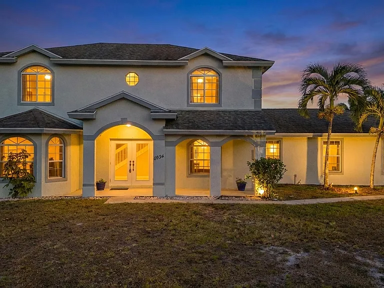 6934 Grapeview Blvd — Photo 44