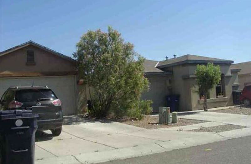 2nd image of 8905 Dakota Ridge Rd SW