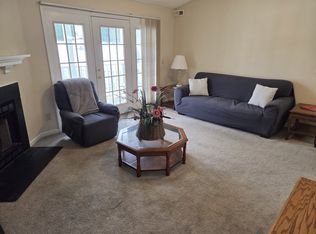 801 Moultrie Ct UNIT G, Greensboro, NC 27409