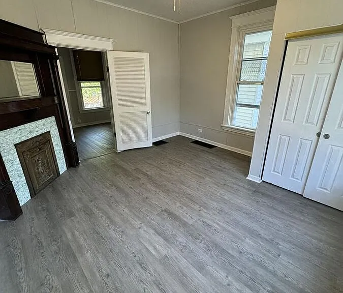 4516 Huntington Ave — Photo 5