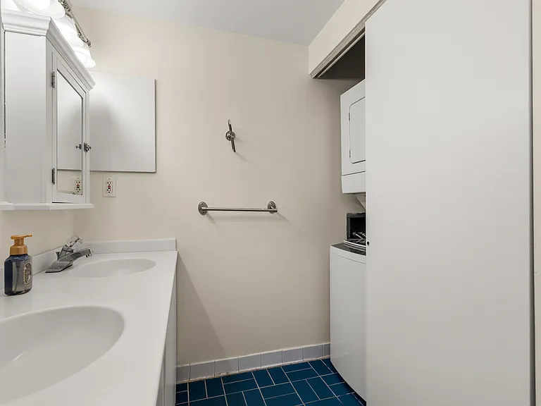 103 Gainsborough St #108 — Photo 15