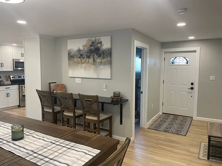 Breakfast bar and downstairs bathroom.