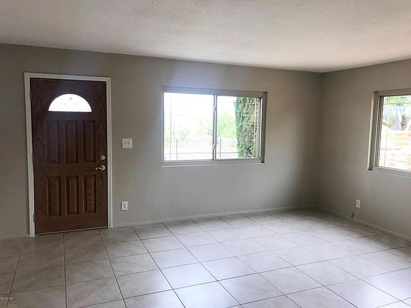5th image of 15940 N Twin Lakes Dr