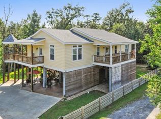 749 Dunbar Ave, Bay Saint Louis, MS 39520