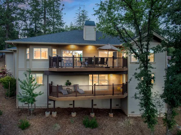 20145 Pleasantview Dr, Groveland, CA 95321