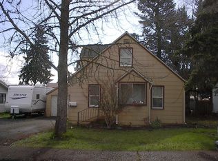 1262 SW Oregon Ave, Dallas, OR 97338