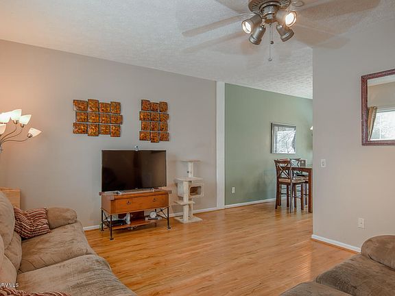 4th image of 1644 Providence Blvd NW