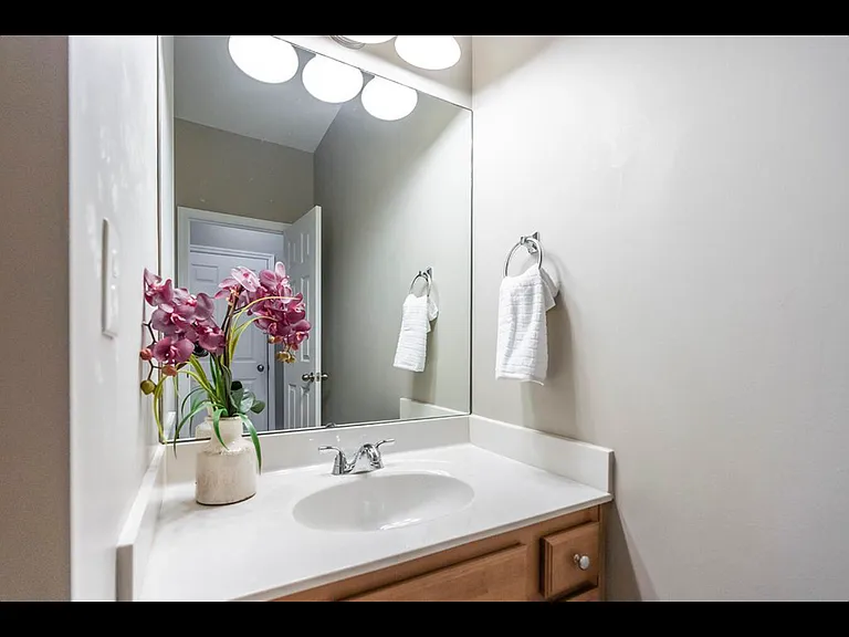 4736 Pompano Ln — Photo 7