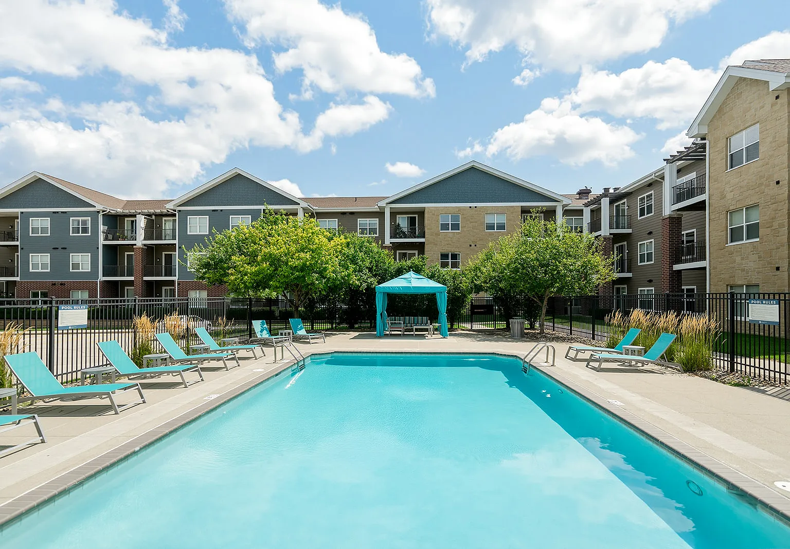 Sierra Pointe — Photo 2